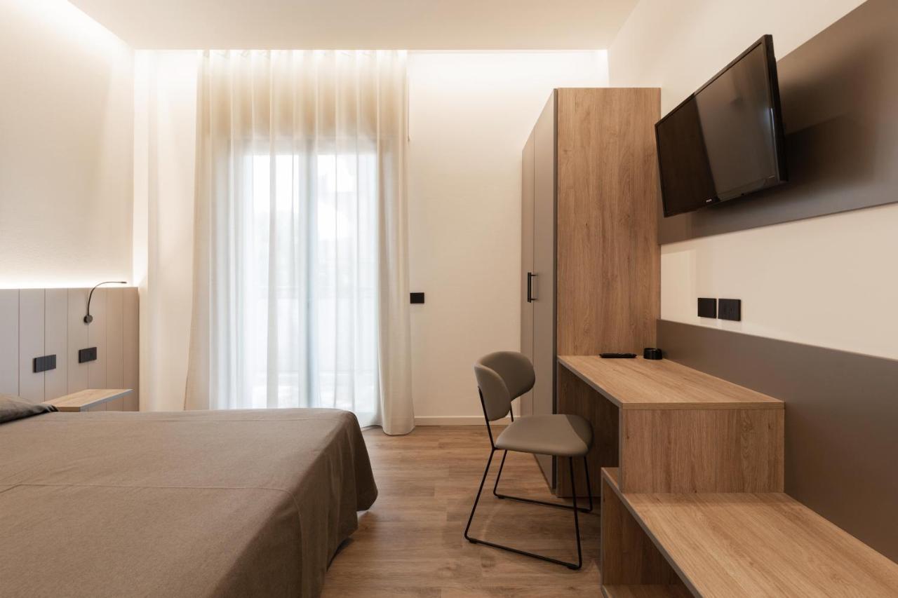 Renzo Hotel Чезенатіко Екстер'єр фото