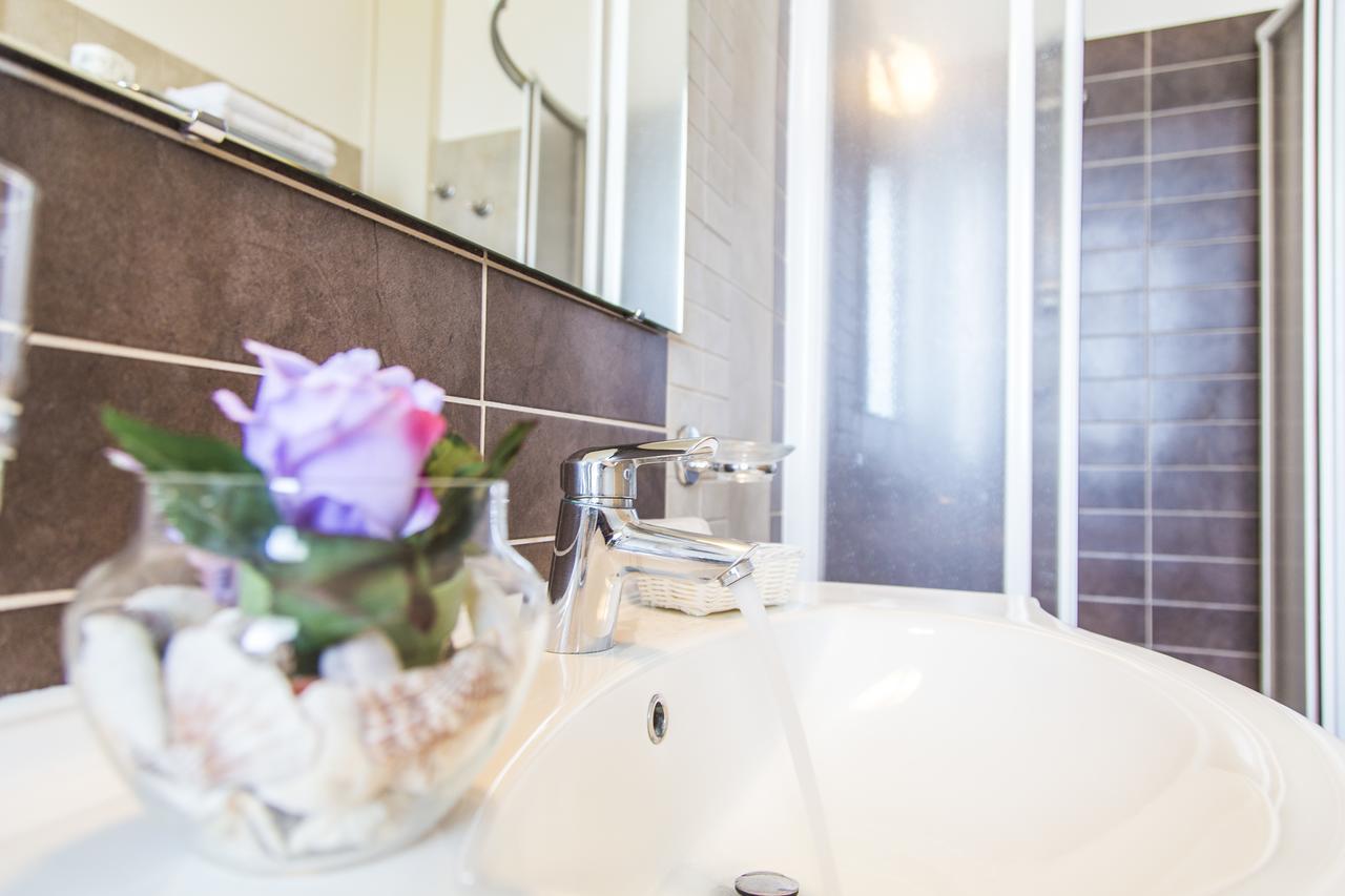 Renzo Hotel Чезенатіко Екстер'єр фото
