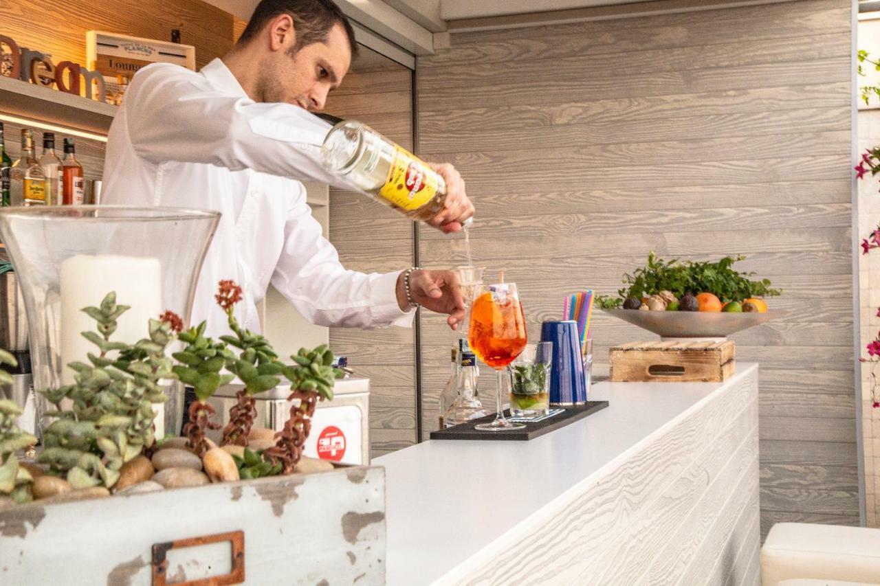 Renzo Hotel Чезенатіко Екстер'єр фото